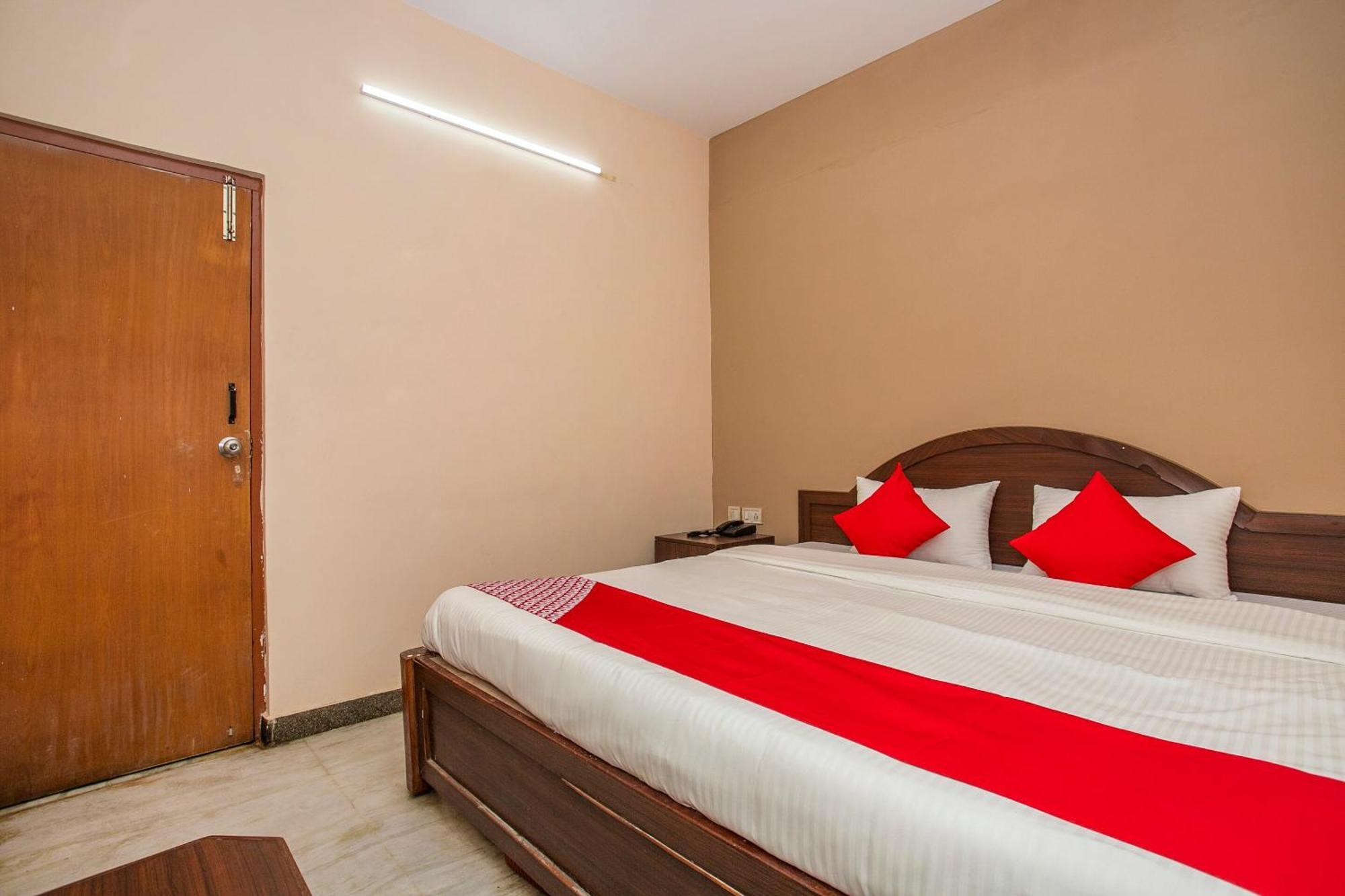 Hotel O Royal Residency Near Hare Krishna Hill Jālahalli Extérieur photo