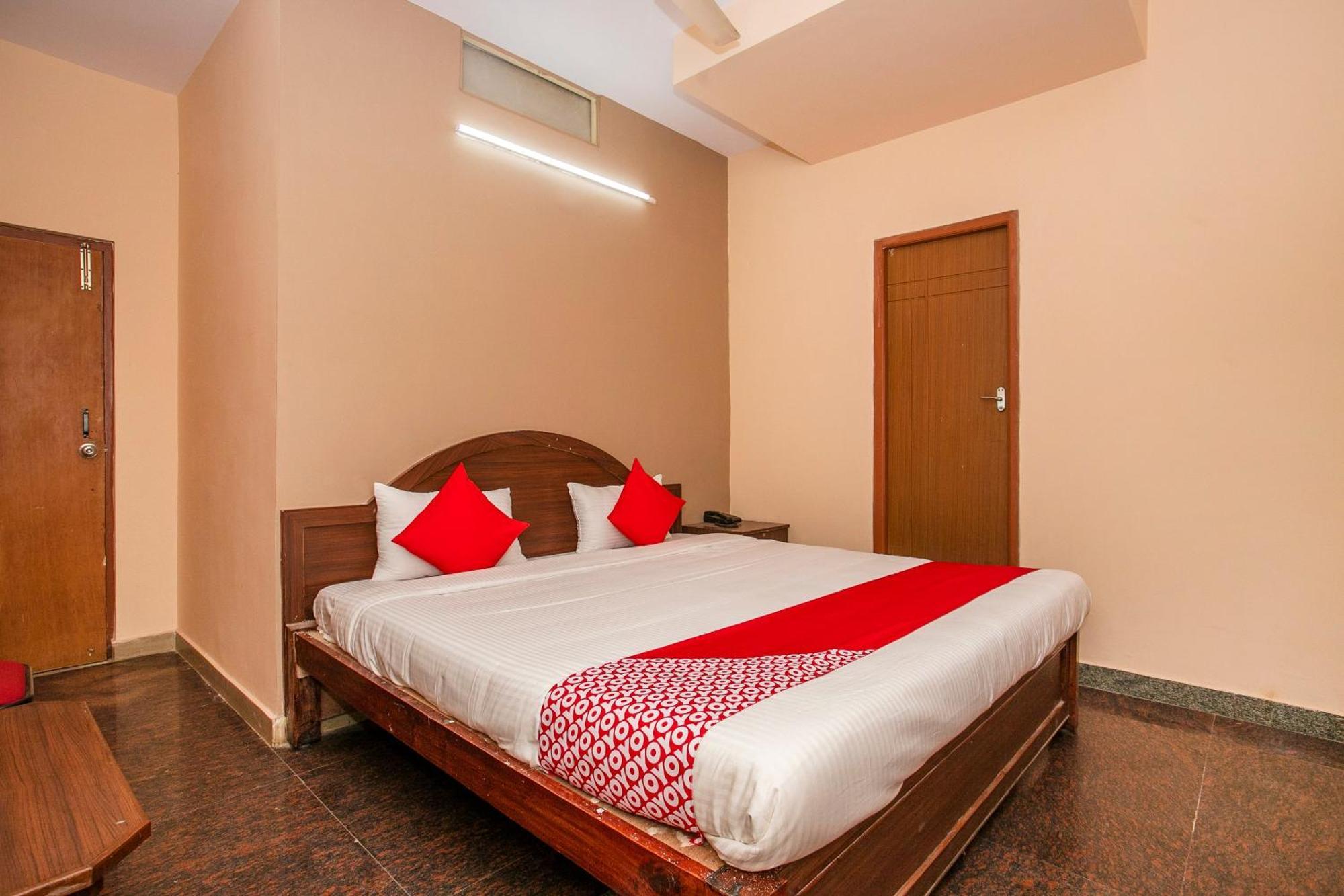 Hotel O Royal Residency Near Hare Krishna Hill Jālahalli Extérieur photo